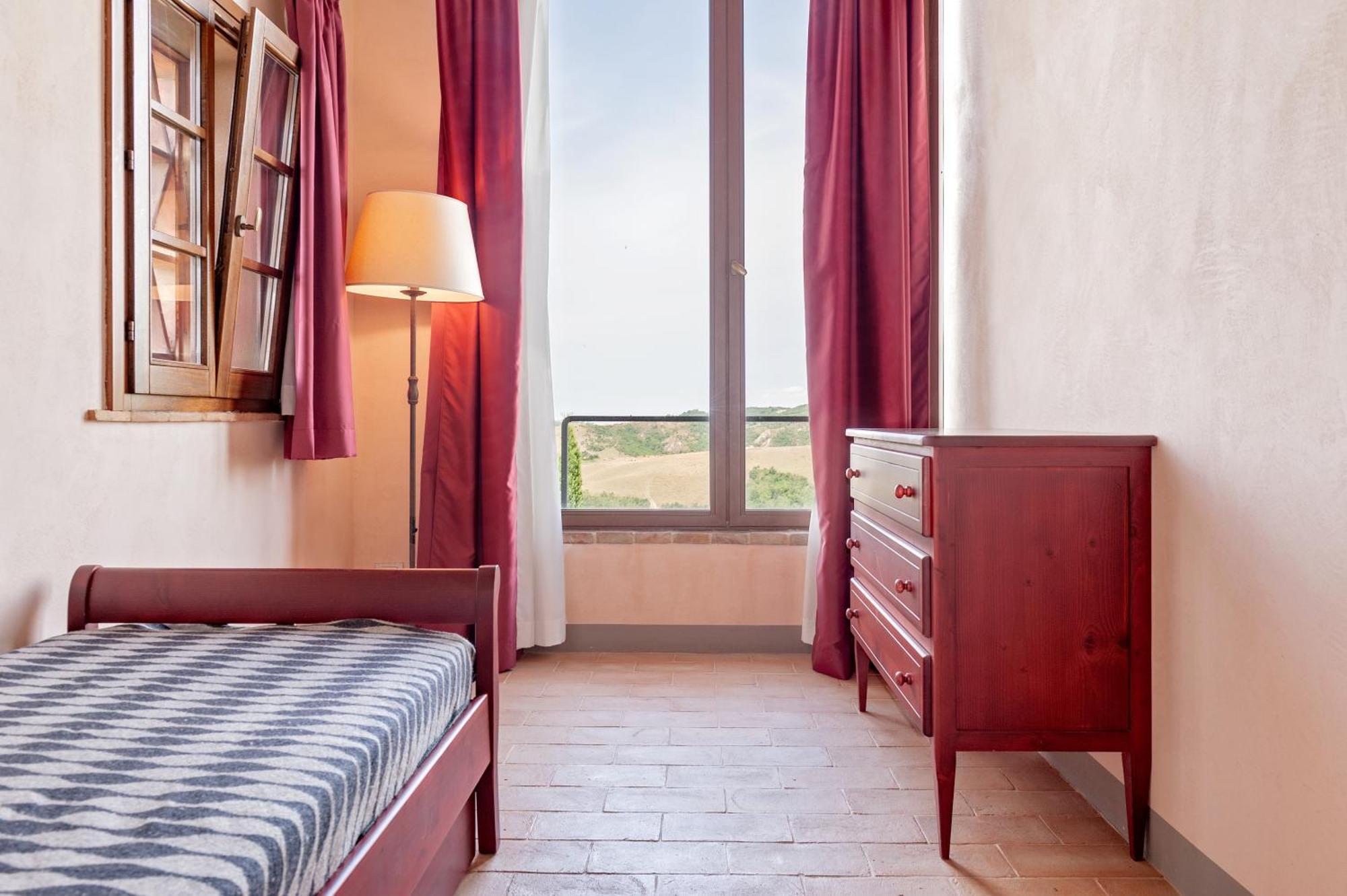 Il Borgo Delle Ville Palaia Ngoại thất bức ảnh