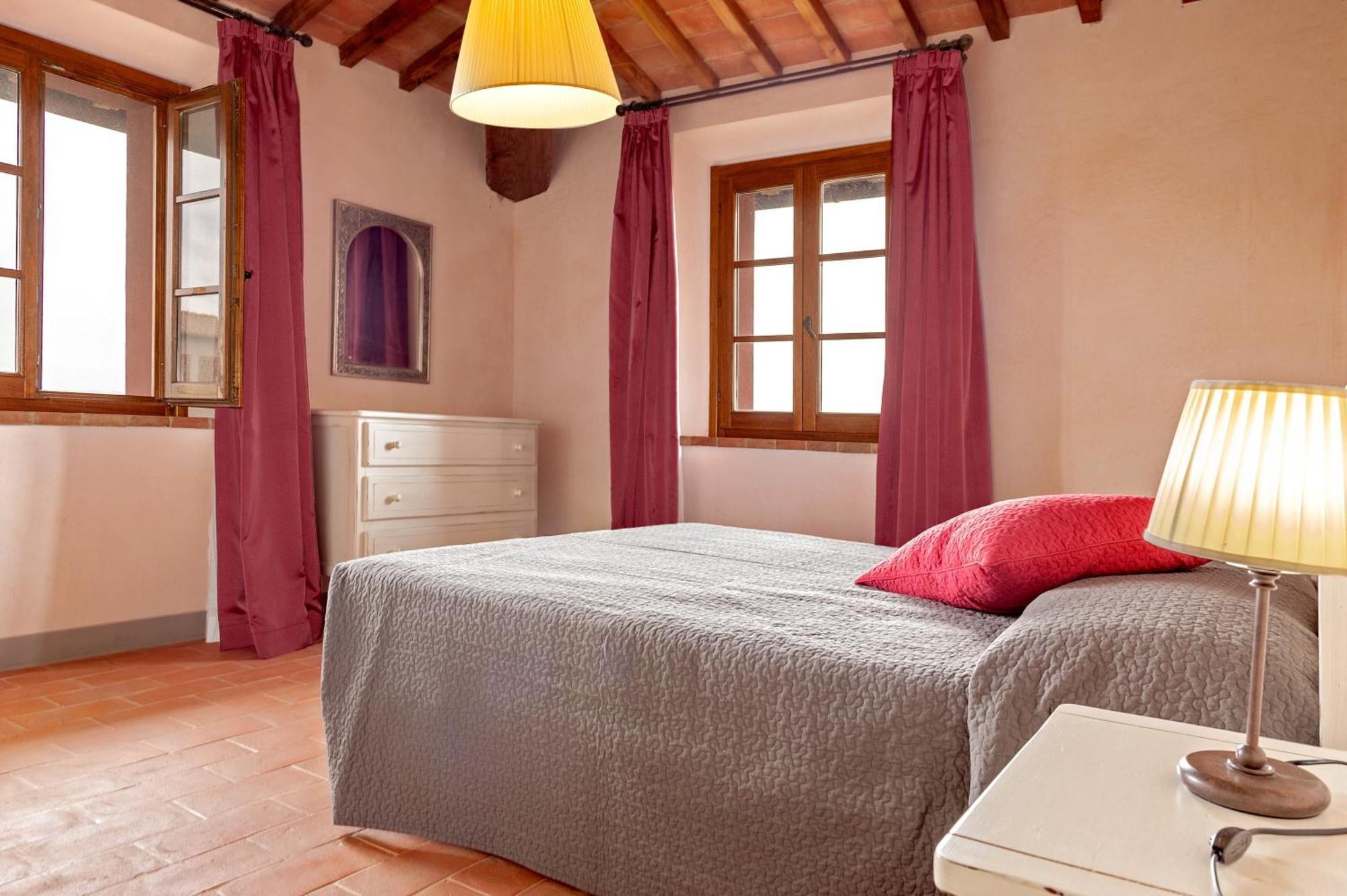 Il Borgo Delle Ville Palaia Ngoại thất bức ảnh